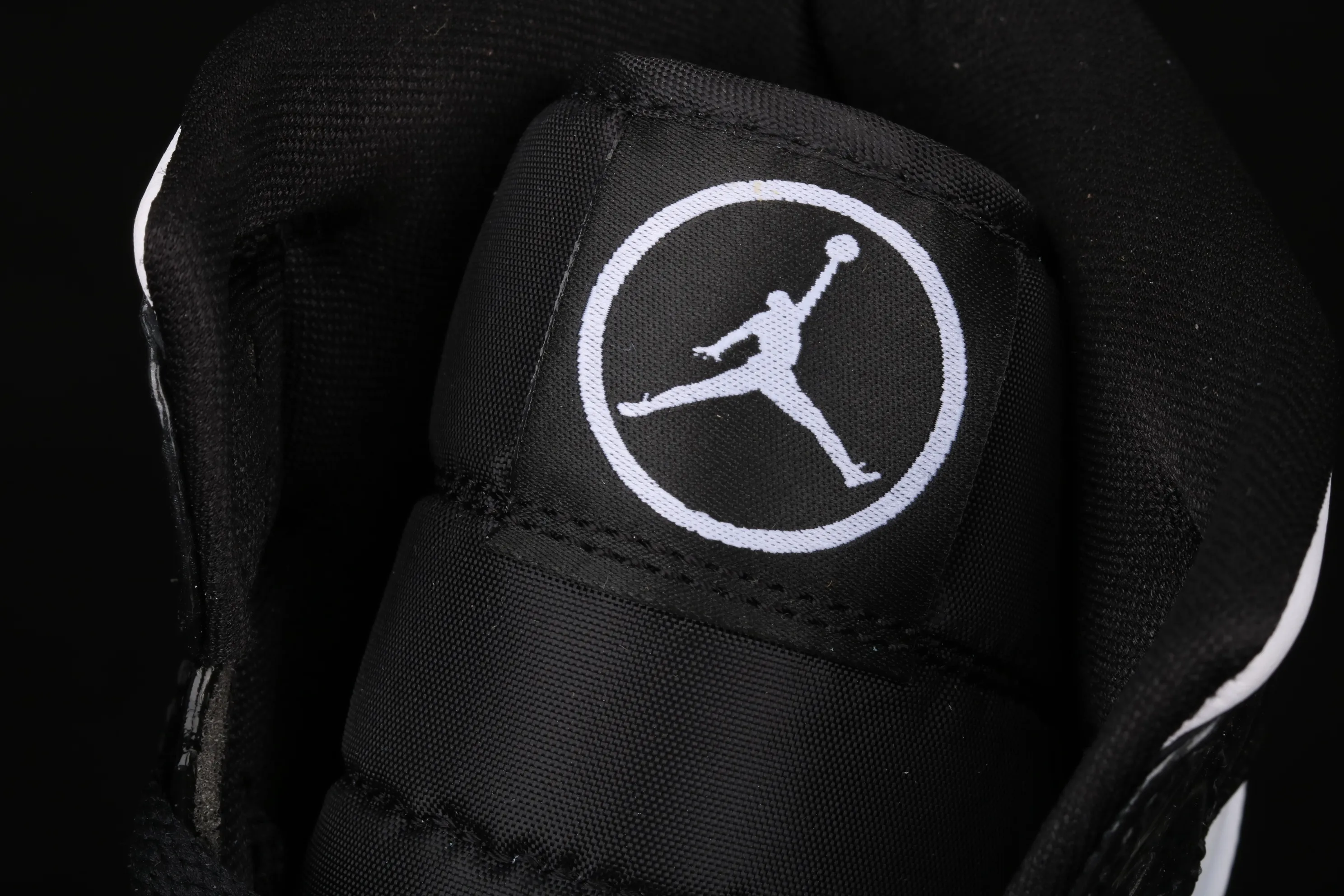 All Categories Air Jordan Jordan Series Basketball Shoes Air Jordan 1 Mid Air Jordan 1 Mid "All-Star" AJ1 Joe 1 China All-Star Black and White Patent Leather Mid-top Versatile Casual Sports Shoes DD1649-001